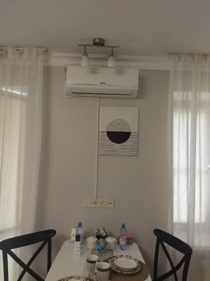 Like Home Apartments Timiryazev Street อัลมาตี ภายนอก รูปภาพ